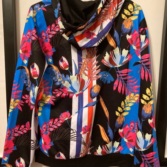 WTO2 Hoodie - Picture 4 of 4